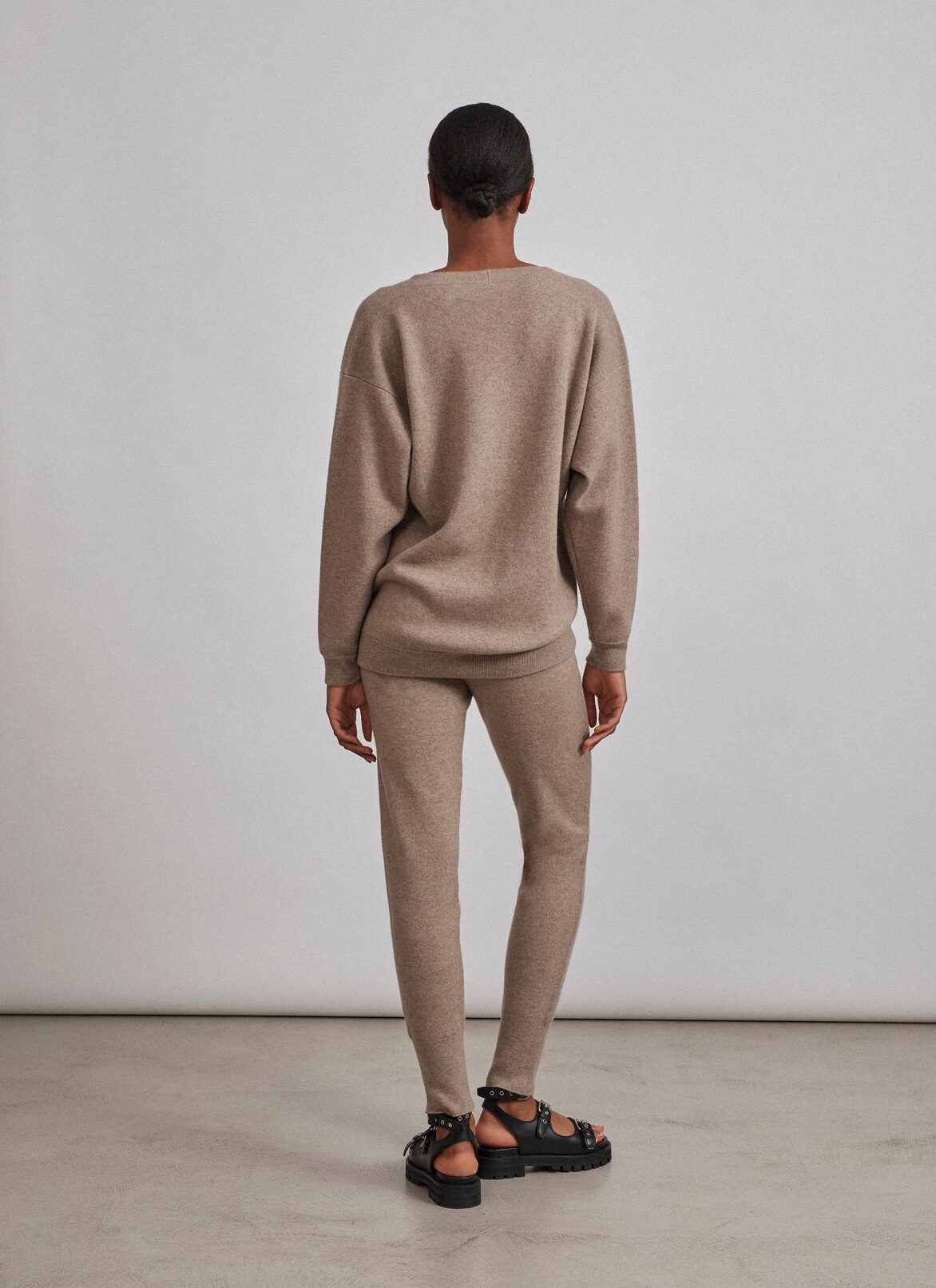 Cashmere joggings pants ALAÏA BEIGE CHINE CASHMERE JOGGINGS PANTS